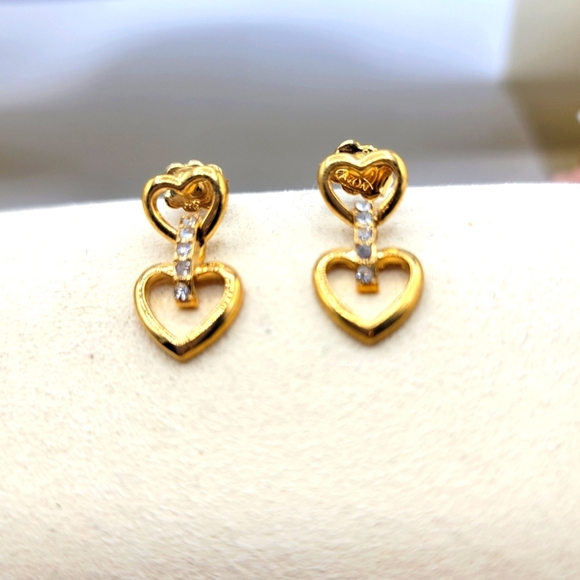 Retro Dainty Double Heart Earrings • Goldtone And Rhinestones • Pierced - Picture 1 of 4